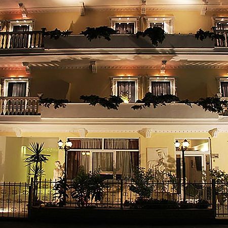 Villa Niki Olympiakí Aktí Exterior foto